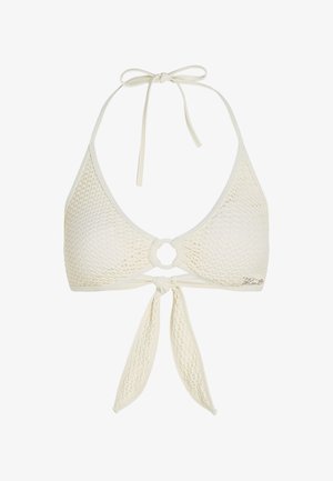 Weißes gehäkeltes Bikini-Oberteil mit dreieckiger Form, verstellbaren Bändern, einem runden Ausschnitt in der Mitte und einem dezenten Logo-Detail.