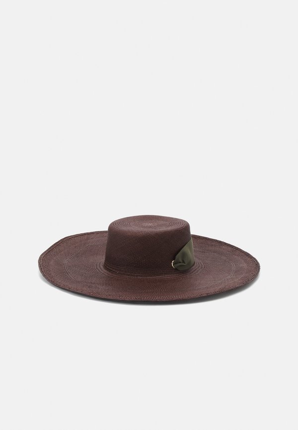 EXTRA LONG BRIM - Hat3