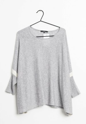 Stickad tröja - grey
