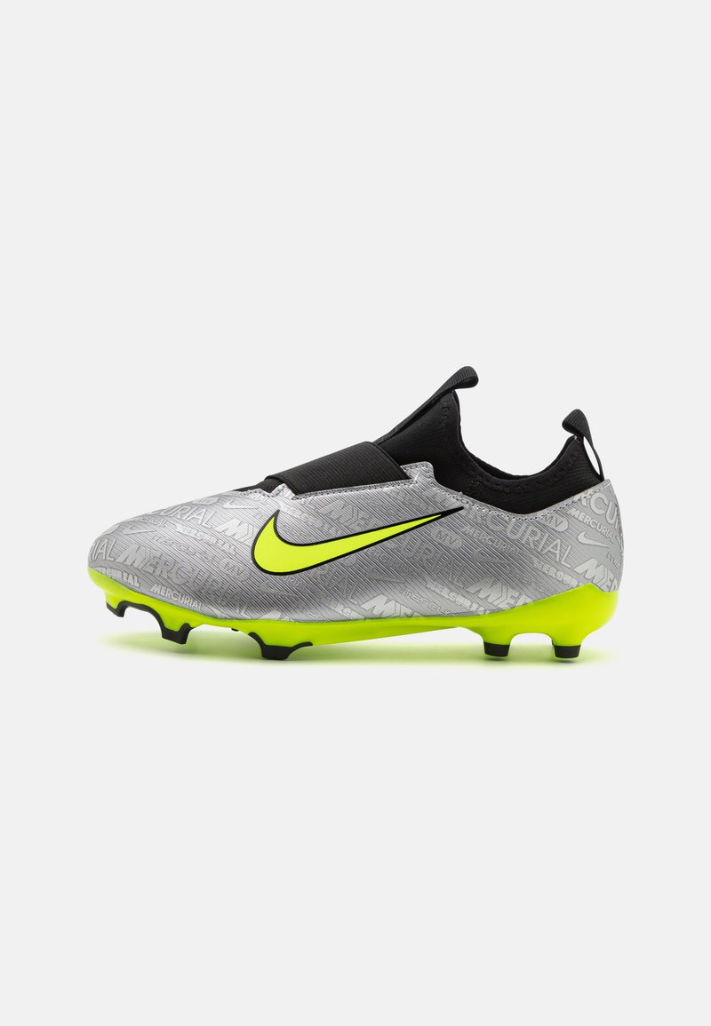 nike mercurial vapor studs
