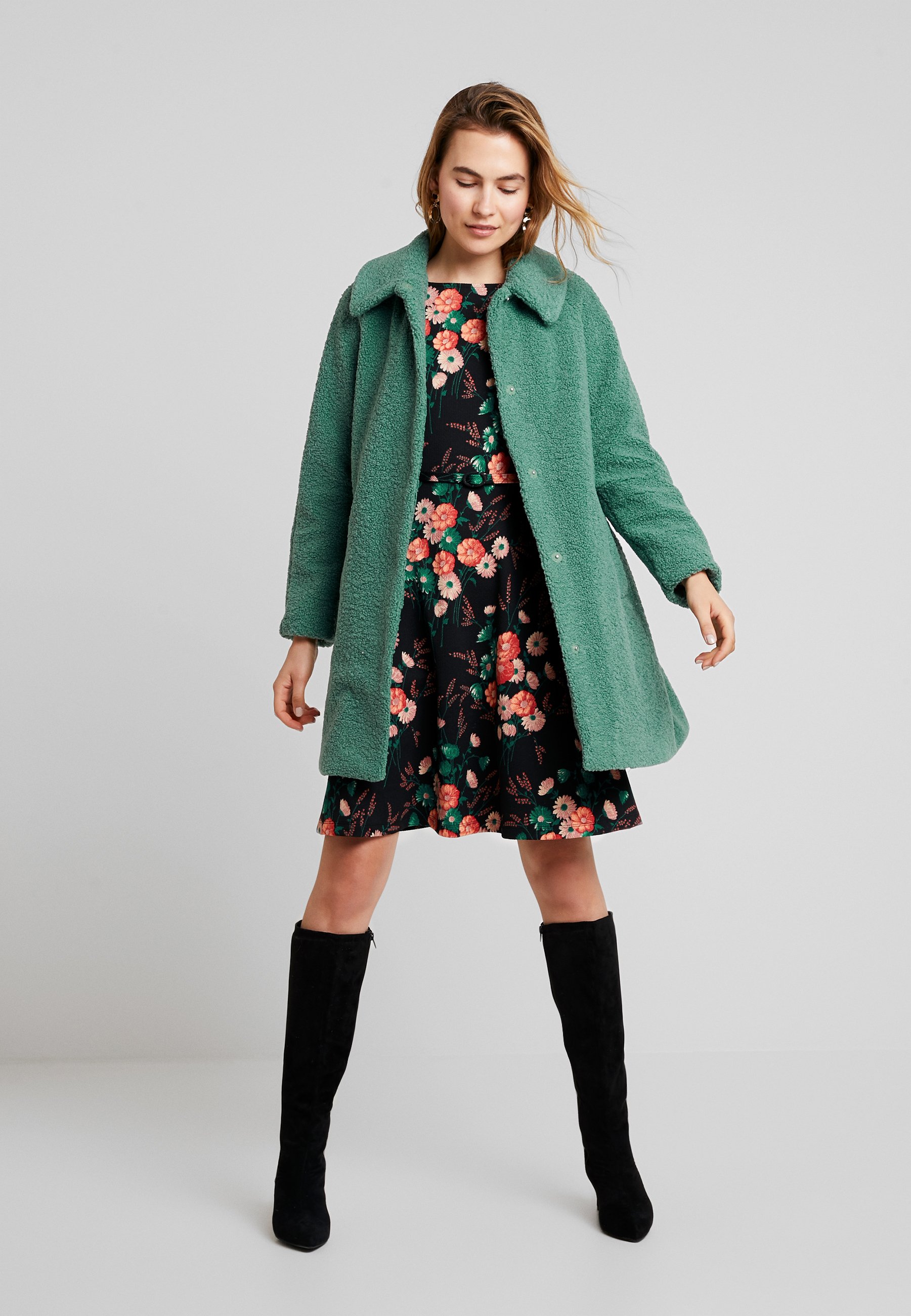 BETTY COAT MURPHY Winterjas fir green BETTY COAT MURPHY Winterjas fir green