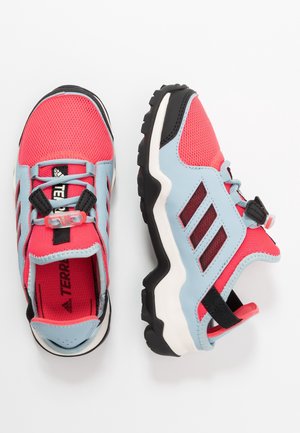 Vaelluskengät - red