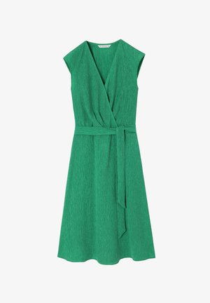 Roheline sidumisriietus, mis on valmistatud tekstuuriga kangast. Omab lühikesi varrukaid, V-kujulist kaelust ja vööd, mis on taljes seotud. A-line siluett.