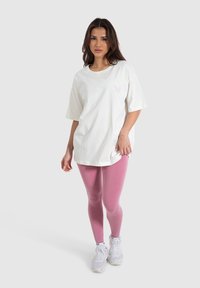 Smilodox PAYTON OVERSIZE - T-shirts print - creme