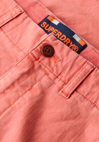 Superdry & Co OFFICER - Shorts - washed coral