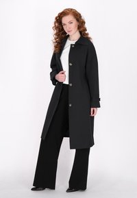 DreiMaster Klassisk frakke - black