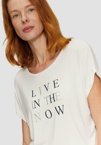 s.Oliver T-Shirt print - ecru