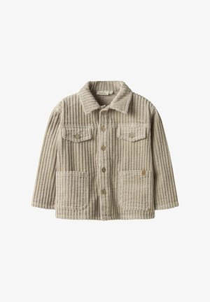 Beige Cordjacke mit vertikaler Rippenstruktur, Kragen, vier Knöpfen, zwei vorderen Taschen und einem kleinen Markenschild auf der unteren linken Seite.