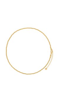 Gouden gedraaid kettinghalsband met een gladde textuur en verstelbare lengte, voorzien van een ronde charm en eenvoudige sluiting.