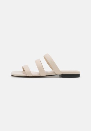 Mules - white