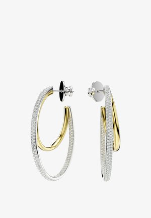 Boucles d'oreilles ovales en or et argent, chaque boucle ornée d'une rangée extérieure de petits diamants étincelants.