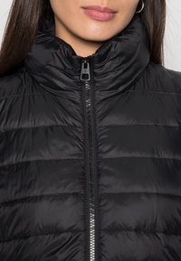 Marc O'Polo VEST STAND UP COLLAR FRONT ZIPPER - Colete - black