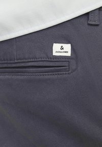 Jack & Jones KANE DAVE AKM - Chino kalhoty - india ink