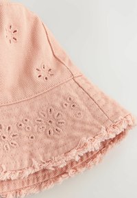 Sélectionné, pink