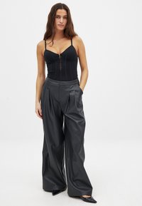 NA-KD Tops - black