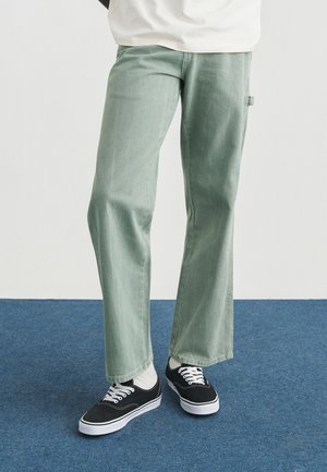 Vaqueros estilo carpintero - stormy sea