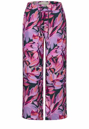 Blommiga vida byxor i mörk marinblått med stora rosa och lila blommor. Har en avslappnad passform och elastisk midja med dragsko.