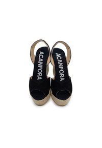 Tacchi a piattaforma aperti neri in suede con suola in espadrille e design a fascia incrociata. Presentano una soletta in canvas con marchio e un tacco slingback.
