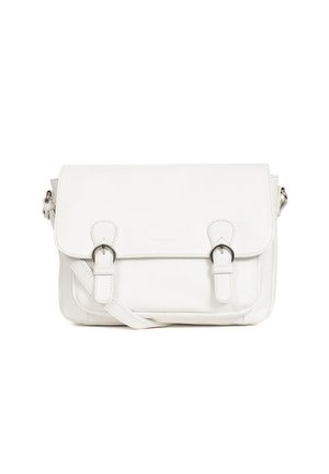Borsa a tracolla bianca in pelle con patta, due fibbie decorative e una tracolla rimovibile. Texture liscia con cuciture decorative.