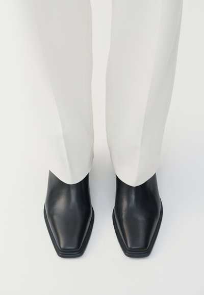 AINO - Bottines compensées - black