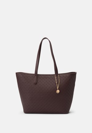 Shopping bags - brown