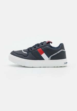 Trainers - blue