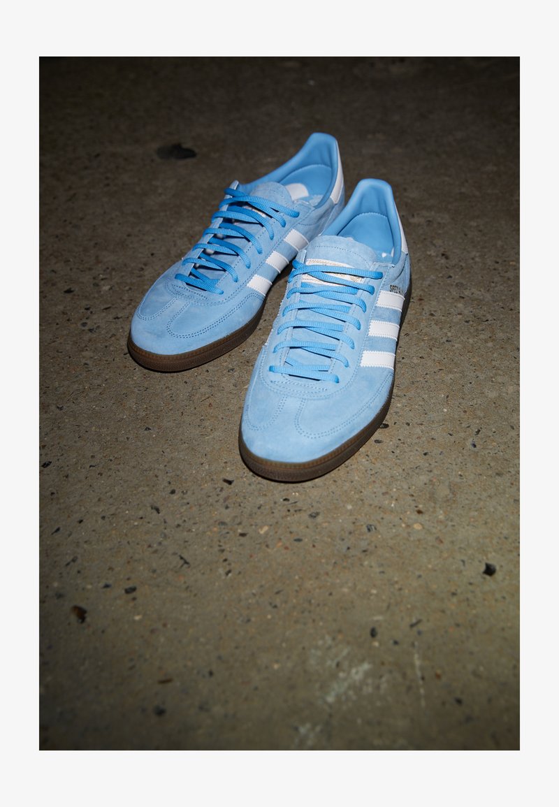 Adidas originals handball spezial light blue Clearance