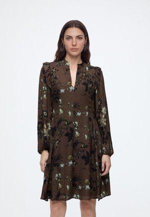 Marc O'Polo, WOVEN DRESSES - Дневна рокля - dark brown/multi-coloured