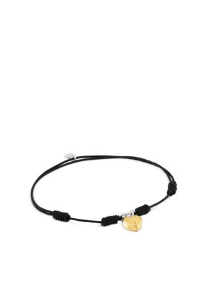 Czarna regulowana bransoletka sznurkowa z trzema węzłami i małym złotym charms w kształcie serca z zamkiem w środku.