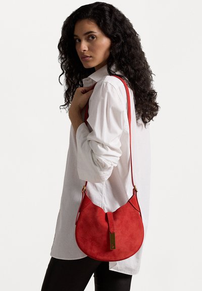 Polo Ralph Lauren POLO ID SUEDE SMALL SHOULDER BAG - Rokassoma - geranium red