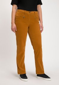 Non selezionato, golden brown