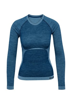 Długi rękaw sportowej koszulki w ciemnoniebieskim kolorze z teksturowanymi detalami. Posiada dopasowany krój, okrągły dekolt oraz kontrastowe jasnoniebieskie wykończenie.