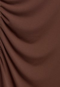 Thumbnail Image 6