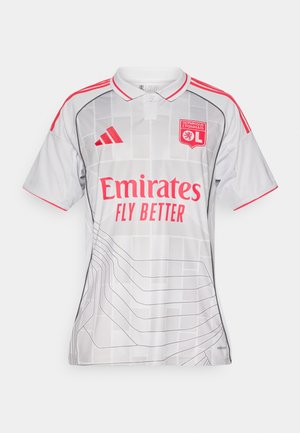 Hvit og lysegrå fotballtrøye med rød kant, Olympique Lyonnais-merke, Adidas-logo og Emirates Fly Better-sponsor på forsiden.