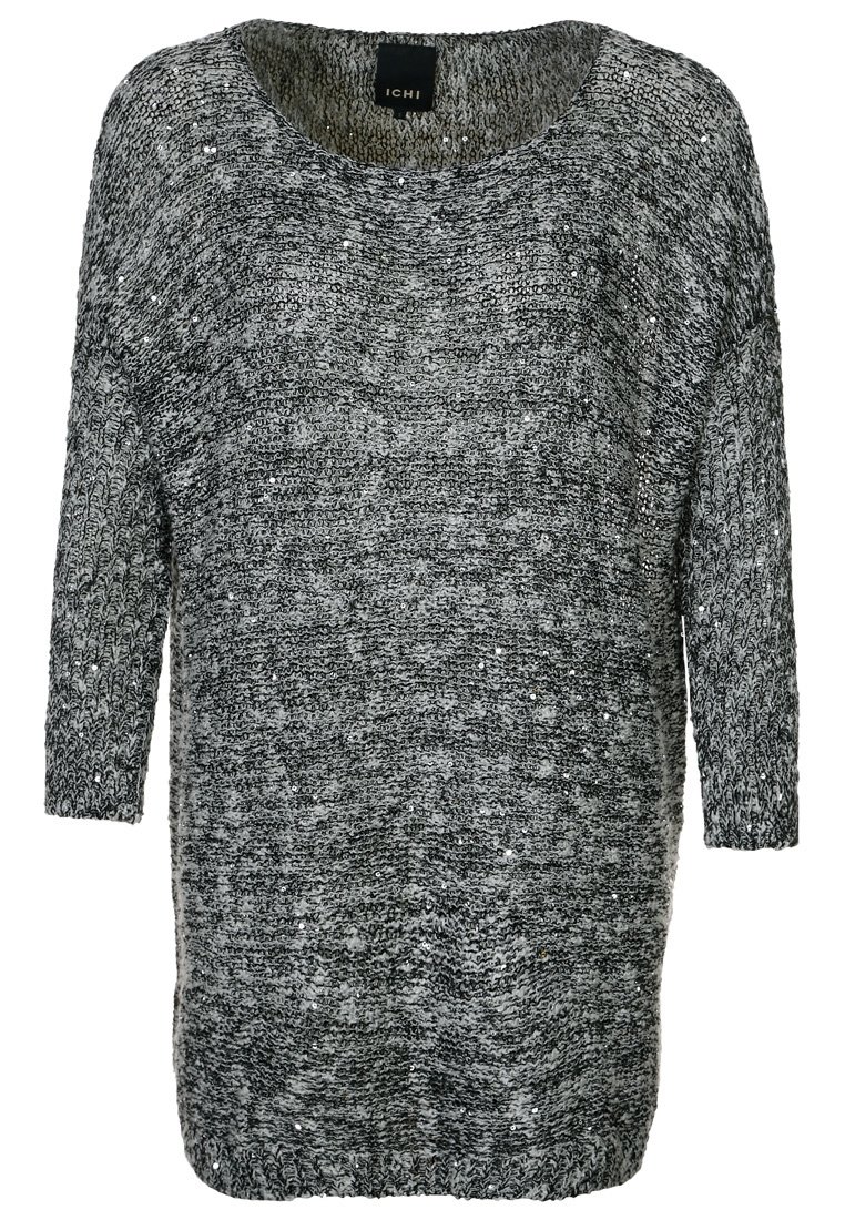 Maglione lavorato a maglia oversize in diverse tonalità di grigio, con un motivo testurizzato impreziosito da fili argentati e un collo ampio.
