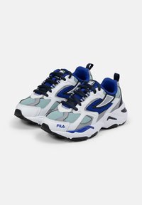 Fila RAY TRACER  - Chaussures de running sur route - white/surf the web