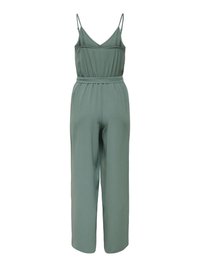 Combinaison verte sans manches avec fines bretelles, encolure en V, taille cintrée et pantalons à jambes larges.