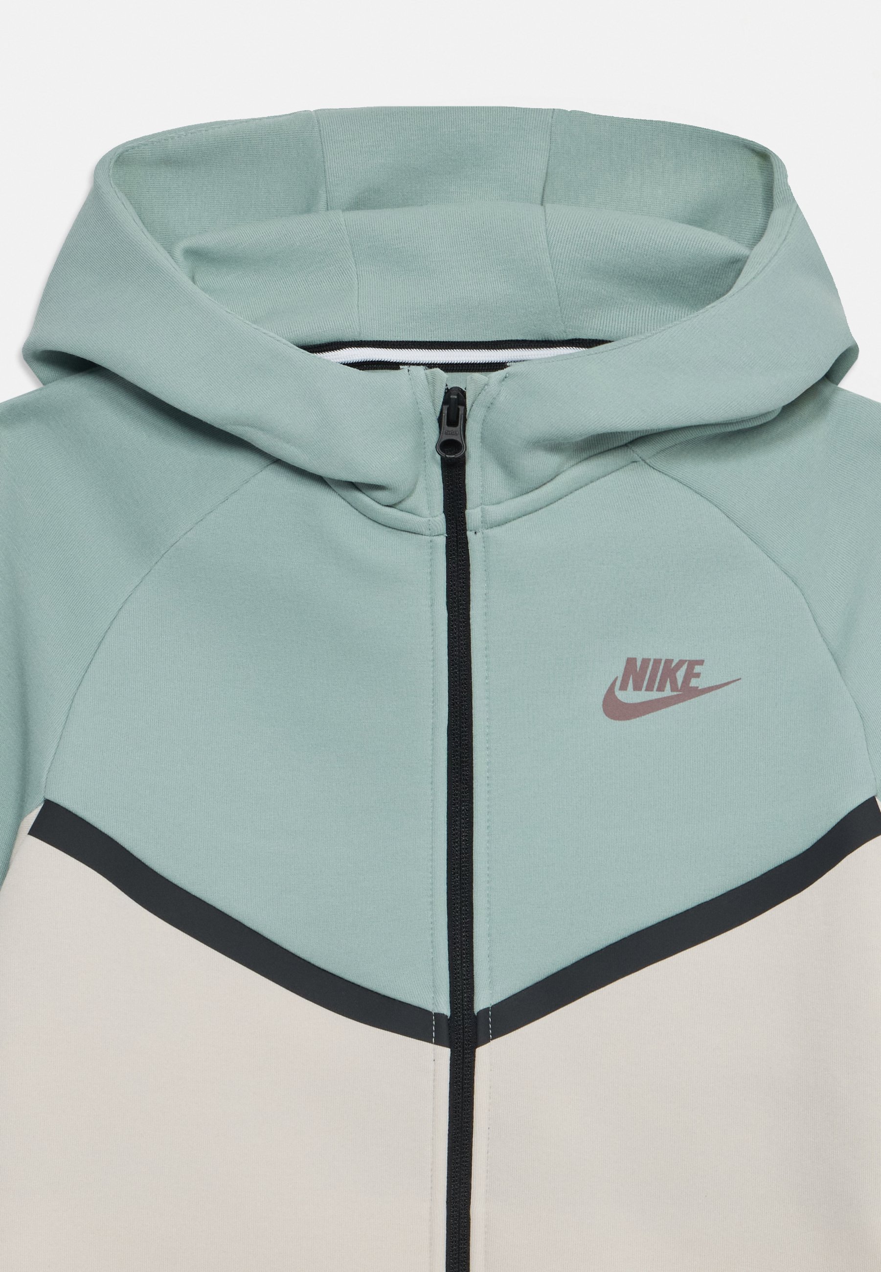 sage green nike sweatshirt