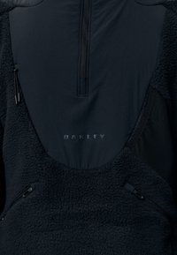 Oakley LATITUDE FLEECE - Camisola de lã polar - blackout