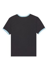 Czarny t-shirt z krótkim rękawem, jasnoniebieska prążkowana okrągła szyja i mankiety. Gładki bawełniany materiał, prosty design, bez wzorów ani grafik.