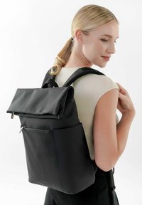 Tamaris Mochila - black
