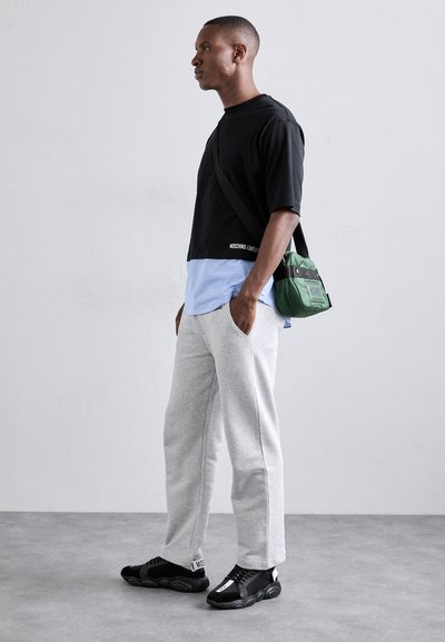 MOSCHINO UOMO - Joggesko - nero/antracite
