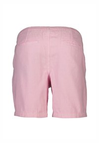 Pantalones cortos de pana rosa con cintura elástica y dos bolsillos traseros, tejido texturizado y dobladillo recto.