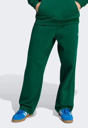 - Spodnie treningowe