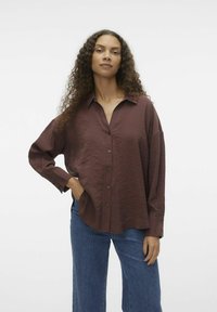 Vero Moda Nööpidega pluus - bitter chocolate