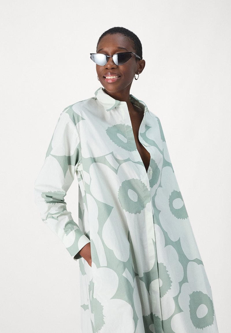 marimekko runoelma unikko shirt dress Marimekko Runoelma Unikko Shirt Dress