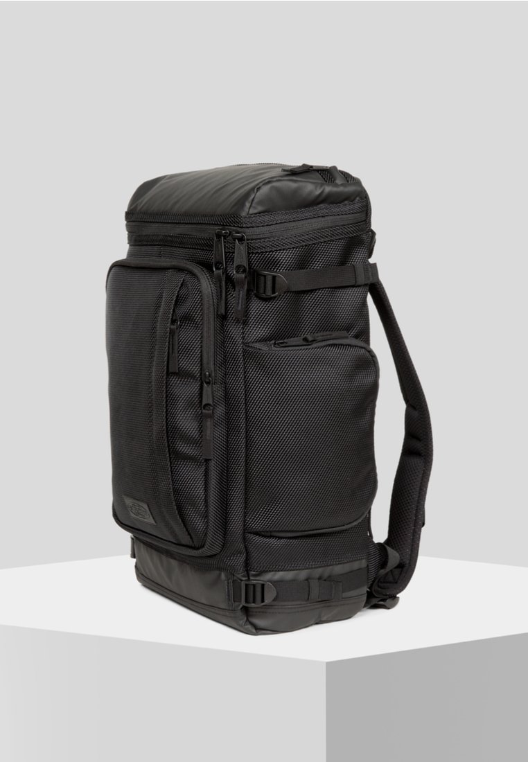 Eastpak 테쿰 탑 배낭 블랙