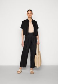 Rosemunde BABETTE U NECK - Top - peachy rose
