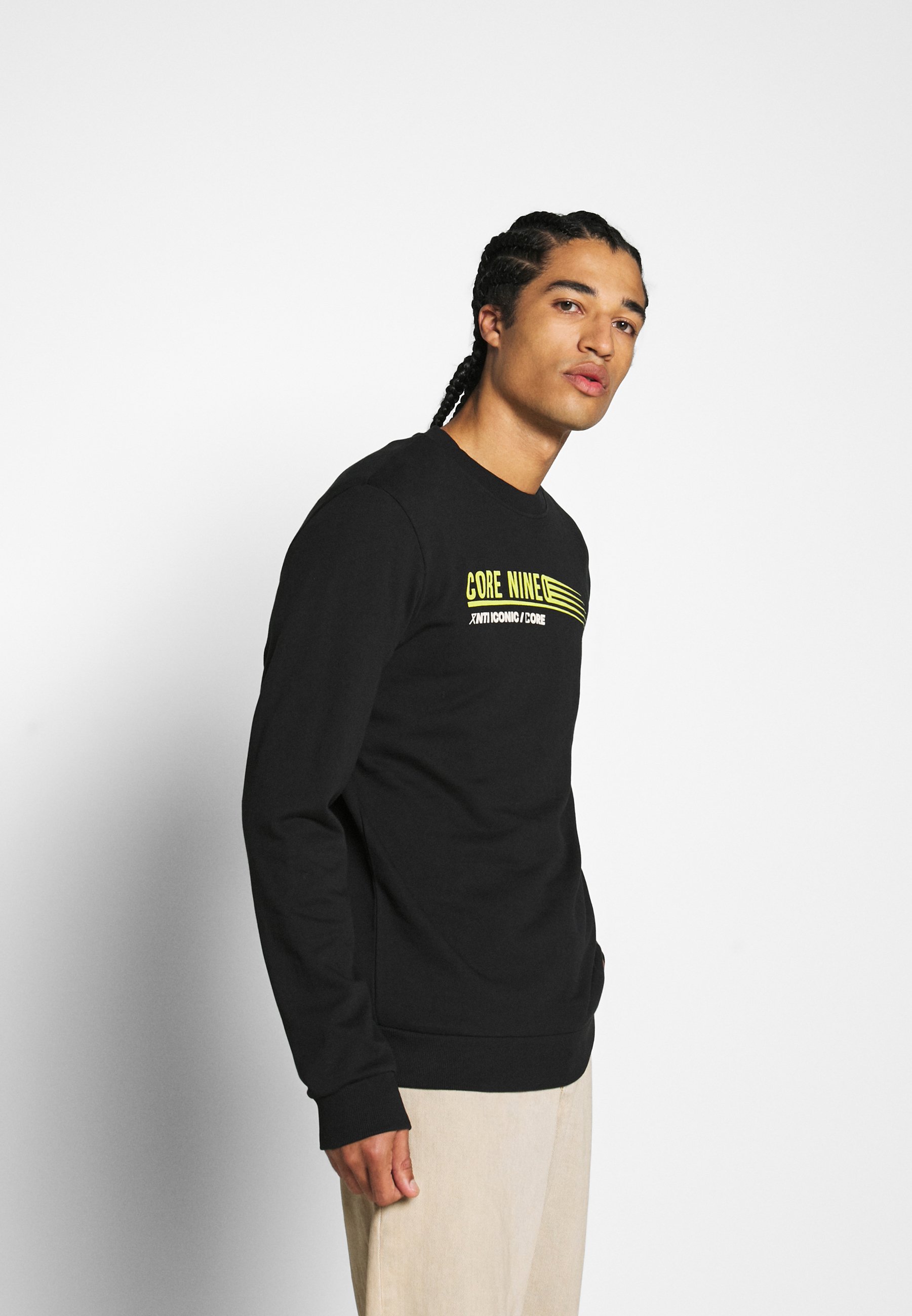 Jack \u0026 Jones JCOICONIC CREW NECK - Sudadera - tap shoe/negro - Zalando.es