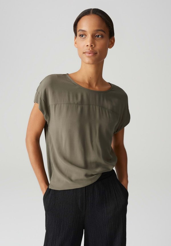 REGULAR FIT - T-Shirt basic - olive leaf